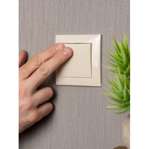 EKF PROxima Валенсия выключатель 1-кл. 10А кремовый