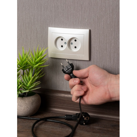 EKF PROxima Валенсия лицевая панель розетка 2-местной б/з 10А жемчуг с защ. штор.