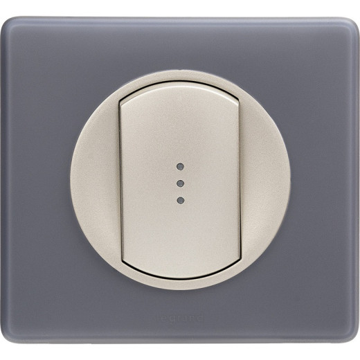 Legrand Celiane Титан Клавиша 1-ая с подсветкой