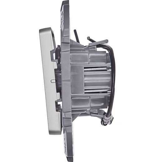 Legrand/Daccord INSPIRIA Алюминий Переключатель одноклавишный с подсветкой/индикацией 10 AX - 250 В