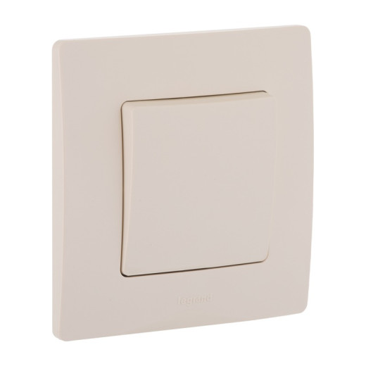 Legrand Etika Слоновая кость Переключатель 1-кл IP44