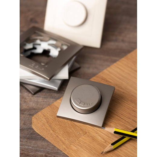 EKF PROxima Валенсия лицевая панель светорегулятора 600W 220В кашемир