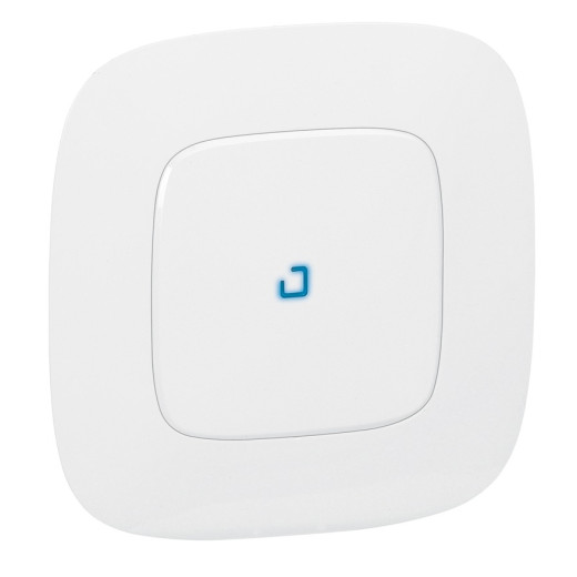 Legrand Valena ALLURE Бел Клавиша 1-ая с подсветкой/индикацией (голубая линза в центре)