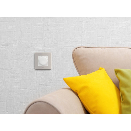 Legrand/Daccord INSPIRIA Белый Светорегулятор поворотный без нейтрали 300Вт