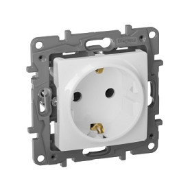 Legrand Etika Белый Розетка с/з, винтовые клеммы