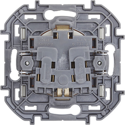 Legrand/Daccord INSPIRIA Слоновая кость Розетка 2К+З со шторками - немецкий стандарт - 16 А - 250 В