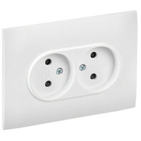 IEK SKANDY Арктический белый Розетка 2-ая б/з с защитными шторками 10А в сборе SK-R09W