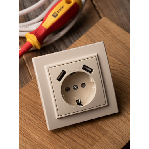 EKF Basic Минск Бежевый Розетка с/з, со шторками, 16А, с 2 USB 2,1А, СП