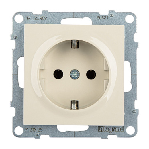 Legrand/Daccord SUNO Слоновая кость Розетка 2К+З 16А 250В.Винтовые зажимы.