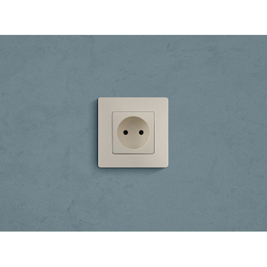 Legrand Etika Слоновая кость Розетка б/з со шторками, винтовые клеммы