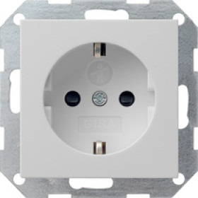 Gira Розетка с з/к и с затвором (shutter) и символом