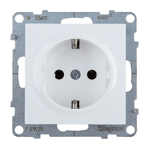 Legrand/Daccord SUNO Белый Розетка 2К+З 16А 250В.Винтовые зажимы.