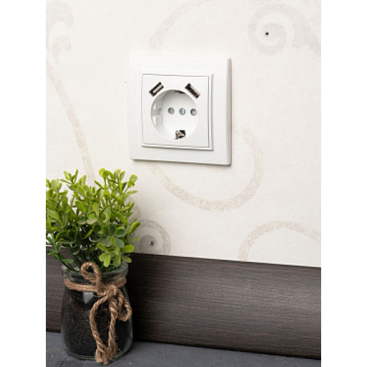 EKF Basic Минск Белый Розетка с/з, со шторками, 16А, с 2 USB 2,1А, СП