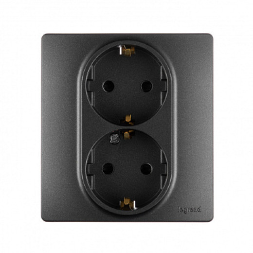 Legrand Etika Антрацит Розетка 2-ая с/з со шторками, авт. клем.