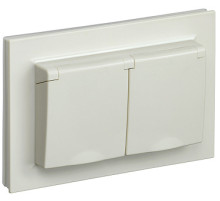 IEK BRITE Бежевый Розетка 2-м с/з с защ штор и крыш 16А в сборе IP44 РСбш12-3-44-БрКр