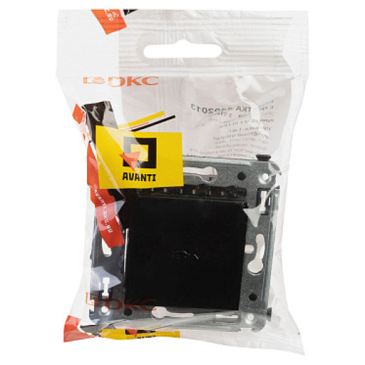 DKC Avanti Розетка с крышкой в стену, 2P+E, с з/ш, 