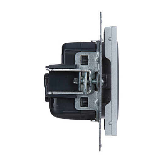 Legrand/Daccord SUNO Алюминий Розетка 2К+З 16А 250В с защитными шторками. Винтовые зажимы.