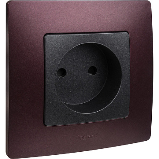 Legrand Etika Антрацит Розетка б/з со шторками, винт. клем.