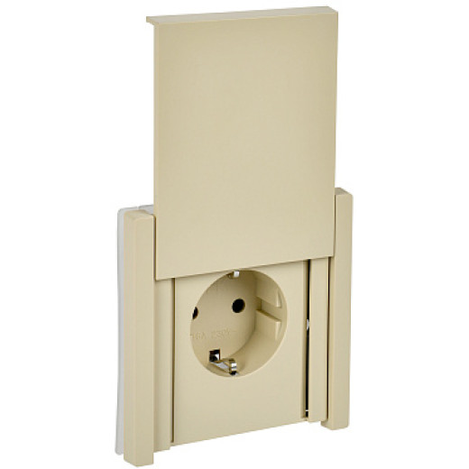 IEK FORTE&PIANO Ваниль Розетка с/з со шт с крышкой безвинтовое крепление 16А IP44 FP419
