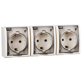 Simon 15 Aqua Бежевая Розетка 3-ая с/з с крышкой с защитными шторками наружная, IP54