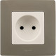 Legrand Etika Белый Розетка б/з со шторками, винтовые клеммы