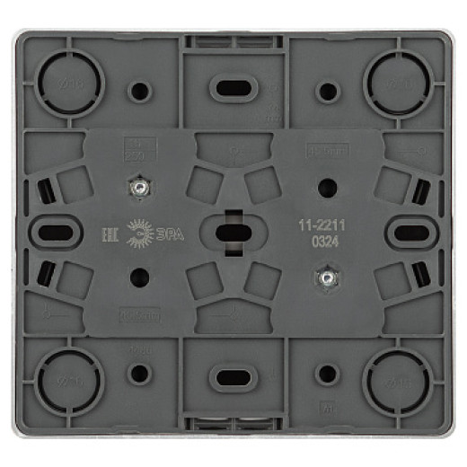 Розетка ЭРА Эксперт 11-2211-03 четверная с заземлением 4х2P+E Schuko со шторками IP20 16A-250В ОУ алюминий