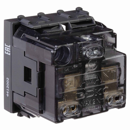 DKC Avanti Розетка модульная, 2P+E, с з/ш, 