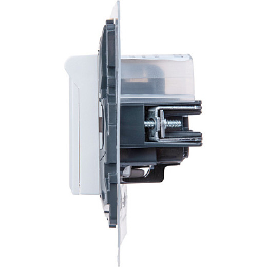 Legrand Etika Белый Розетка 2К+З IP44