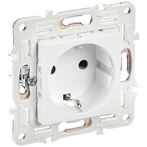 IEK SKANDY Арктический белый Розетка с/з с защитными шторками 16А SK-R04W
