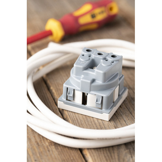 EKF PROxima Розетка 45х45 (2 модуля), с заземлением. белая, прямая