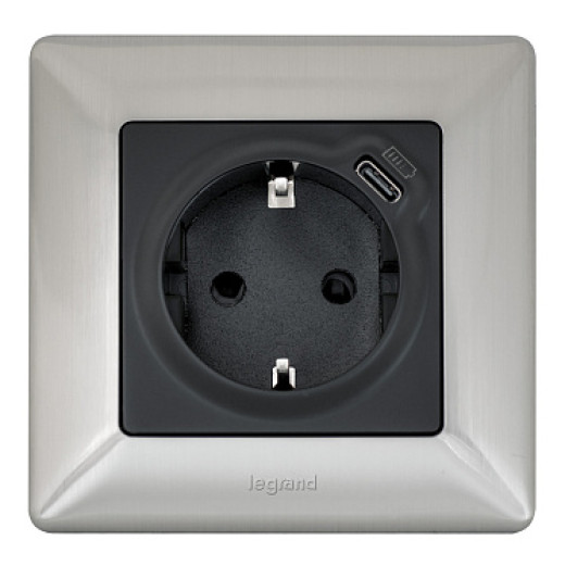 Legrand Valena LIFE Black. Силовая розетка 2К+З 16А 250В с защитными шторками. Безвинтовые зажимы. С лицевой панелью. Антрацит.