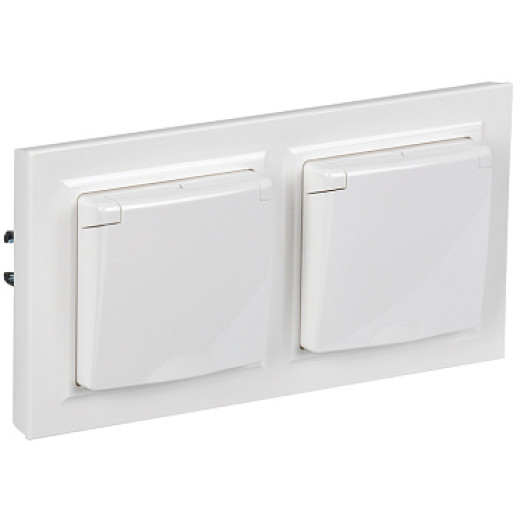 IEK BRITE Белый Розетка с кр. 16А IP44 РСбш10-3-44-БрБ в сборе 2шт