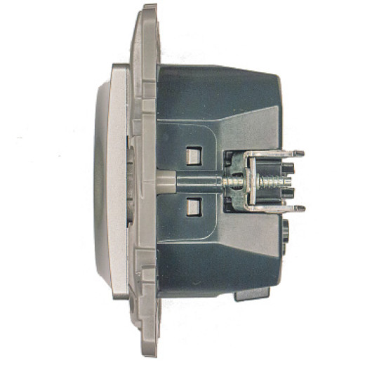 Legrand Etika Алюминий  Розетка с/з со шт. 16А 250В с USB тип C 1500мА 7,5Вт безвинтовые зажимы