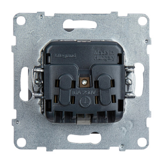 Legrand/Daccord SUNO Алюминий Розетка 2К+З 16А 250В с защитными шторками. Винтовые зажимы.