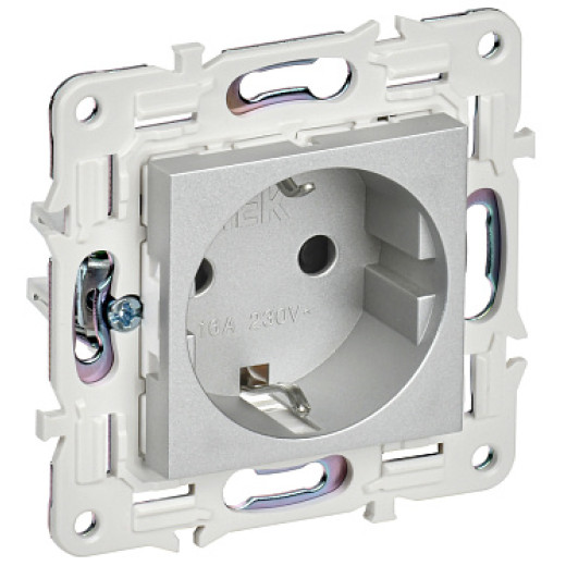 IEK SKANDY Серебряный Розетка с/з с защитными шторками 16А SK-R04S