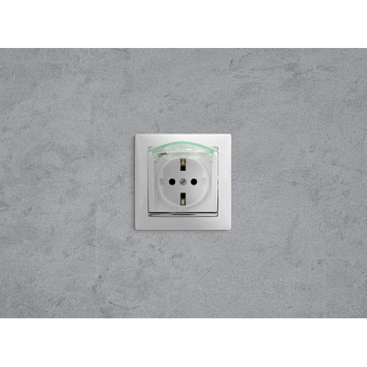 Legrand Valena Бел Розетка 1-ая с/з с крышкой и защитными шторками IP44 (к простой рамке)