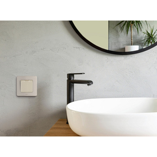 Legrand/Daccord INSPIRIA Слоновая кость Розетка 2К+З IP 44 с откидной крышкой и шторками - немецкий стандарт - 16 А - 250 В