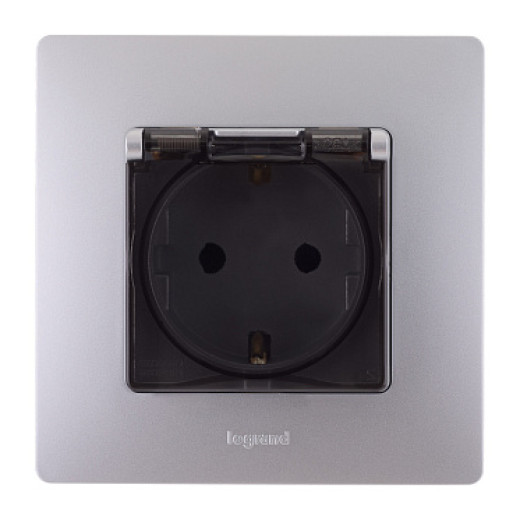 Legrand Etika Алюминий Розетка 2К+З IP44