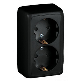 HEGEL Чнрный РА16-153-08 Розетка открытой установки, двухместная, с заземляющим контактом, с изолирующей пластиной