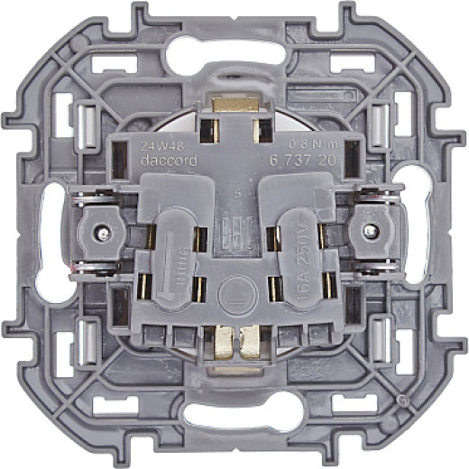 Legrand/Daccord INSPIRIA Белый Розетка 2К+З - немецкий стандарт - 16 А - 250 В