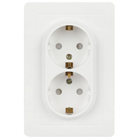 Intro 7-208-01 Розетка Style двойная с заземлением 2X2P+E Schuko со шторками, 16А-250В, IP20, СУ, белый