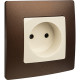 Legrand Etika Слоновая кость Розетка б/з со шторками, винтовые клеммы