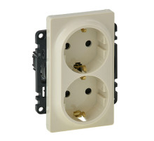 Legrand Valena LIFE DIY Сл.кость Розетка 2-ая с/з с защитными шторками, безвинт.зажим