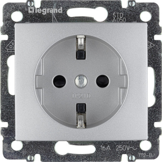 Legrand Valena Алюминий Розетка 1-ая с/з с защитными шторками