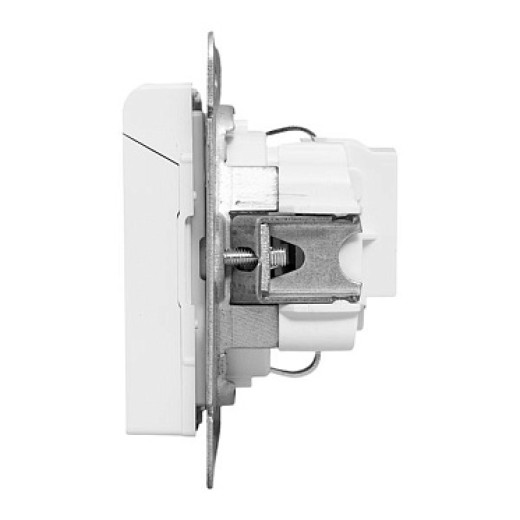 EKF Эпика Механизм розетки, 16А, IP44, с заземлением, со шторками, c крышкой, белый