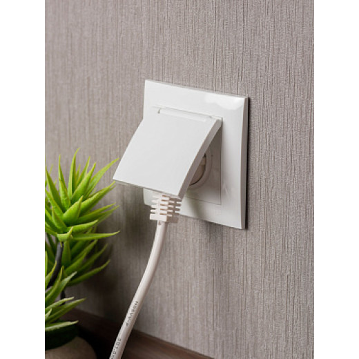 EKF PROxima Валенсия розетка 1-местная с/з 16А белая с крышкой и защ. штор. IP44