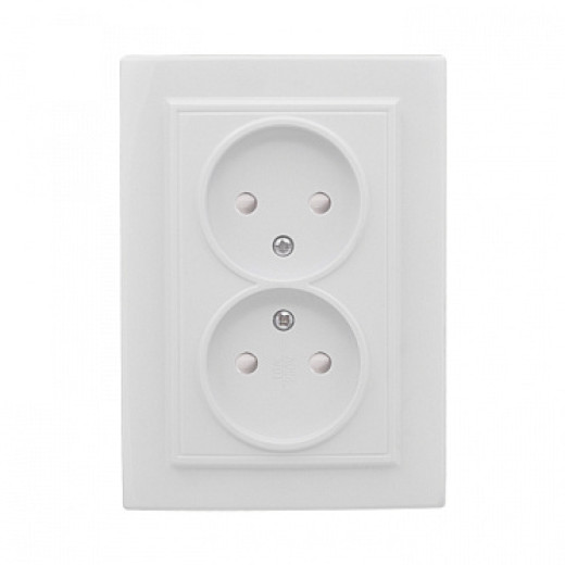 EKF Basic Минск Белый Розетка 2-ая, б/з, со шторками, 10А, СП