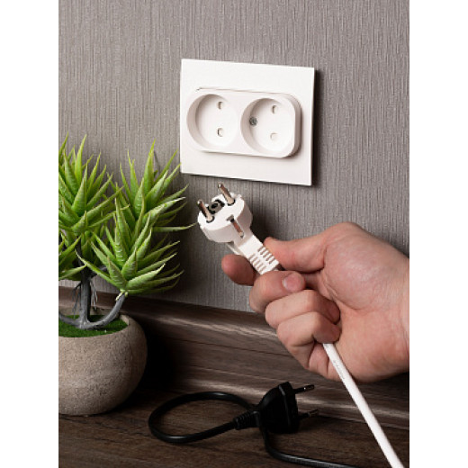 EKF PROxima Стокгольм Розетка 2-ая б/з 10А белая со шторками
