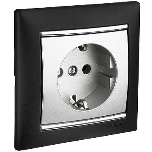 Legrand Valena Алюминий Розетка 1-ая с/з