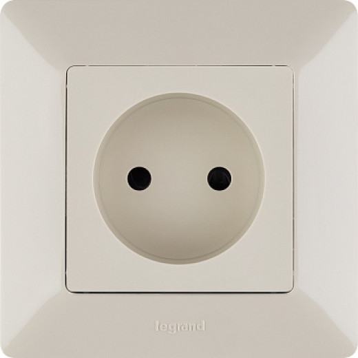 Legrand Valena LIFE DIY Сл.кость Розетка б/з, со шторками, безвинт зажим